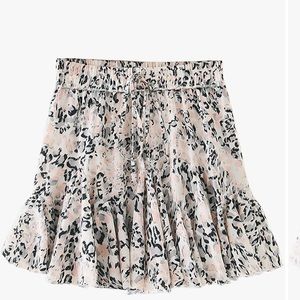 Never warn size 0 snake skin skirt